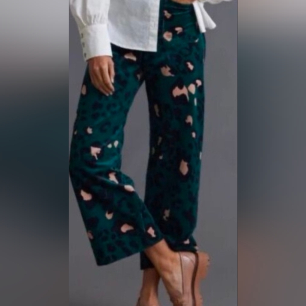 Maeve " The Colette" Green Leopard Corduroy Wide Leg Cropped Pants Size 28 - Picture 2 of 11